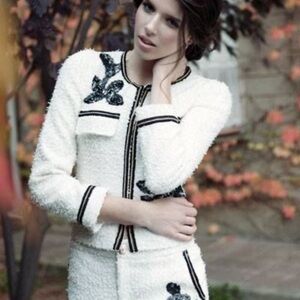 MISMASH tweed ivory blazer with black lace embroideries details Size M